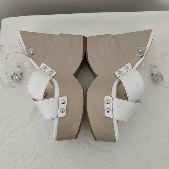 Gianni Bini white wedges Size 9 - Picture 15 of 16